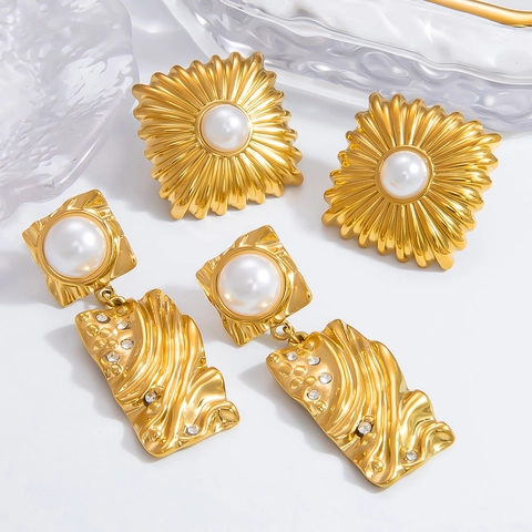 Orecchini a Bottone in Acciaio Inossidabile Placcato Oro 18K Perla Artificiale Strass Geometrici Gioielli per Donna