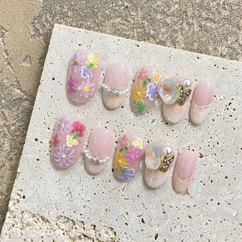 Uñas Postizas Hechas A Mano Degradado Rosa Flores Pintadas 3D Perlas Artificiales Diamantes De Imitación Mariposa Estilo Dulce Para Mujeres