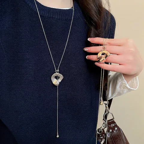 Minimalist Irregular Circular Pendant Necklace Long Adjustable Sweater Chain Alloy Hollow Geometric Jewelry For Women
