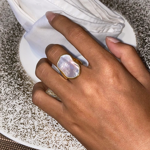 Stainless Steel Irregular Mother Of Artificial Pearl Ring Geometric White Shell Waterproof Hypoallergenic Gold Plated Niche Design Women