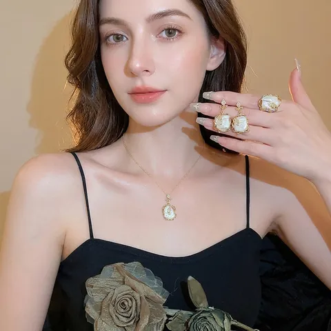 Künstliche Barockperle Blume Schmuck Halskette Ohrringe Ring Vergoldet Mit 925 Sterling Silber Ohrstecker Zirkonia Vintage Damen