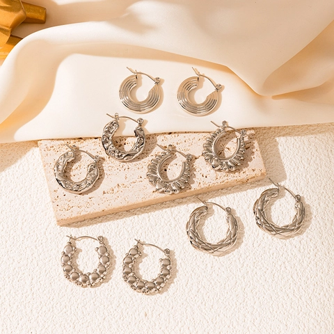 Retro Geometric Stainless Steel Hoop Earrings For Women Gold Silver Plated Textured Wave Quilted Hammered Jewelry Gifts