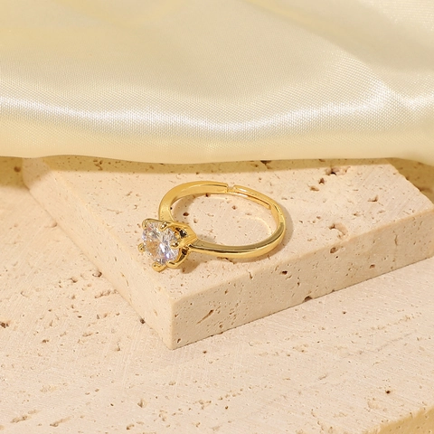 Elegant 18K Gold Plated Copper Ring Round Zirconia Six-Prong Setting Adjustable Open Ring For Women Influencer Jewelry