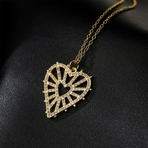 Evil Eye Herz Anhänger Halskette Für Frauen 18K Vergoldetes Kupfer Mit Bunten Zirkonia Hohl Design Eleganter Schmuck