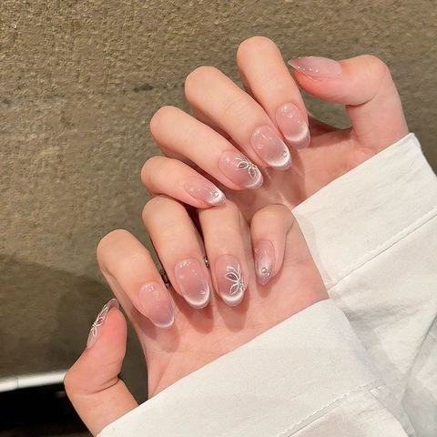 Handgefertigte Katzenauge Aufpressnägel Nude Rosa Schmetterling Muster Strass Künstliche Perle Deko Kurz Oval Falsche Nägel