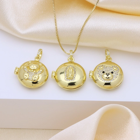 Collar De Medallón Redondo De Cobre Con Oso Y Virgen María Colgante De Moda De Circonia Para Mujeres