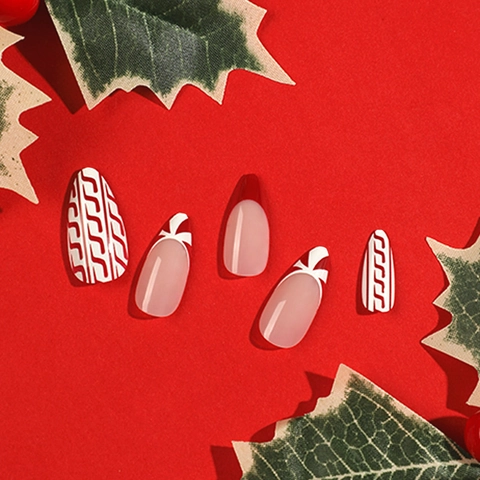Kerst Press On Nagels Franse Rode Tip Zuurstok Geometrische Amandel Lange Kunstnagels Feestelijke Party Vrouwen Met Lijm