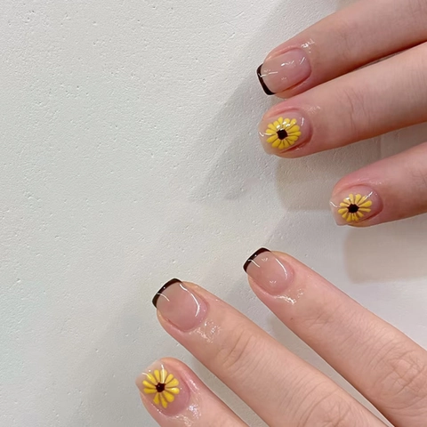 Sunflower Floral Press On Nails Glossy Short Square French Tip Sweet Summer Fresh Artificial Finger Nails