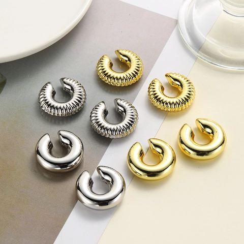 Orecchini a Cerchio a Spirale in Rame Vintage per Donna Senza Buco a Forma di C Placcati in Oro Argento Gioielli Moda