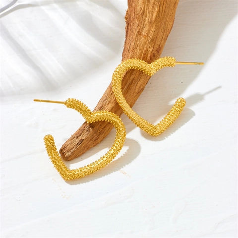 Herz Creolen Edelstahl Vergoldet Granulat Textur Retro Mode Geometrisch Hypoallergener Schmuck Für Damen