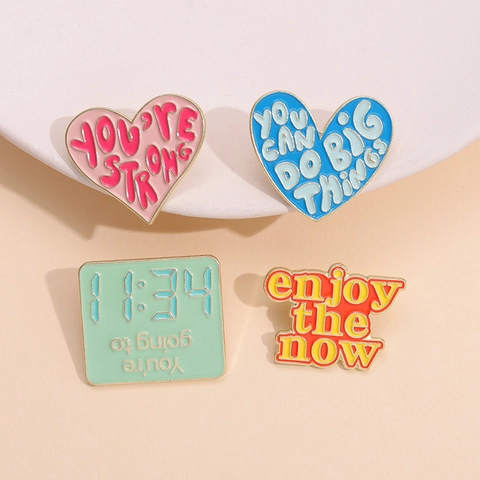 Broche en Alliage Émaillé Créative Lettre Anglaise Slogan de Motivation Badge Pour Décoration de Vêtements Sac à Dos Femme