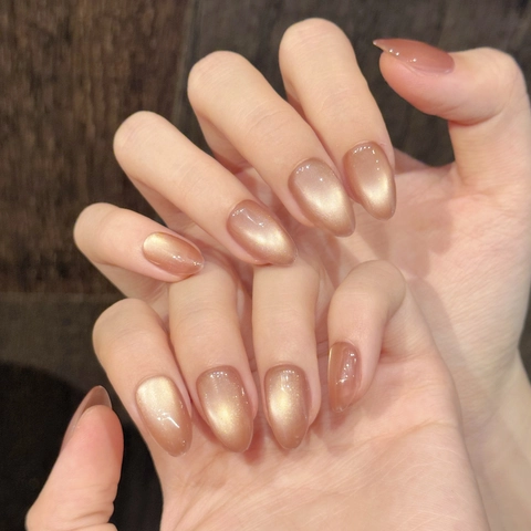Handgemachte Press On Nails Schimmer Cat Eye Mandelform Magnetisch Glänzende Acryl Falsche Nägel Für Damen