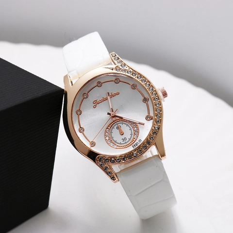 Women Quartz Watch Fashion Rhinestone Alloy Case Crocodile Pattern PU Leather Strap Casual Elegant Wristwatch