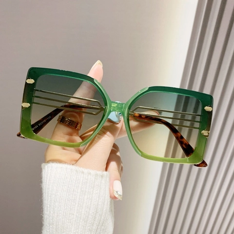 Oversized Square Sunglasses Fashion Hollow Metal Temples UV400 Protection PC Lens Vintage Eyewear For Men And Women