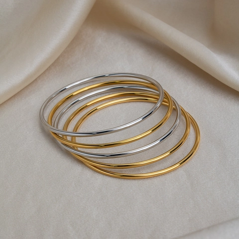 18K Vergoldete Edelstahl Armreifen Minimalistisch Dünne Runde Stapelbare Schmuck Für Frauen Wasserdicht