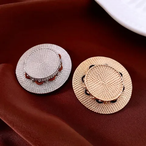 Retro Strohhut Brosche Anstecknadel Gewebte Textur Legierung Leder Elegante Mode Bekleidungszubehör Für Damen
