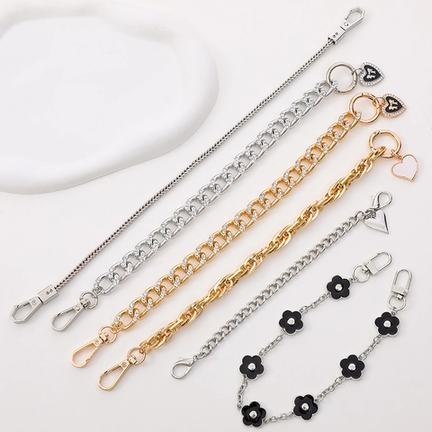 Telefoonriem Van Metaallegering Met Emaille Bloem Hart Hanger Strass Decoratieve Ketting Voor Tas