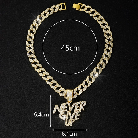 Collar Con Colgante De Letras Never Give Up Hip Hop Iced Out Rhinestone Cadena Cuban Link Aleación Streetwear Punk Joyería