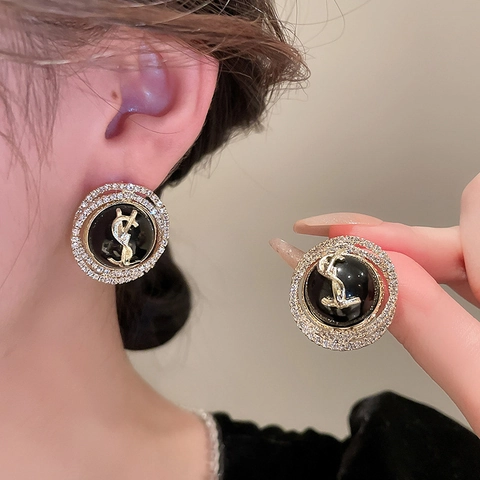 Orecchini Rotondi Con Lettere Con Perla Artificial Finta Strass E Perno In Argento Sterling 925 Stile Retro Elegante Per Donna