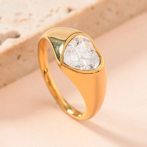 Modern Minimalist Stainless Steel Heart Ring Gold Plated Colorful Rhinestone Inlaid Band Ring For Couples Fashion Jewelry Gift