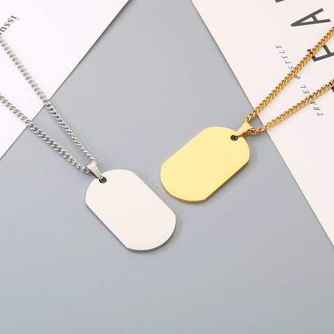 Collana con Targhetta Militare in Acciaio Inossidabile Minimalista Unisex Galvanizzata Ciondolo Lucido Catena Cubana Gioielli per Uomo Donna Accessorio Quotidiano