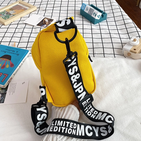Riñonera De Lona Para Mujeres Niñas Con Peluche 3D Correa Ancha Con Letras Bolso De Pecho Streetwear