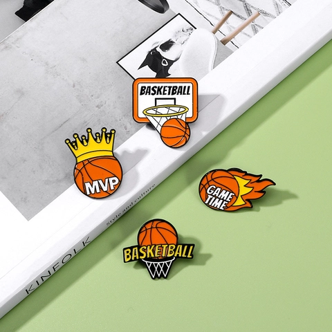 Broches De Baloncesto De Esmalte De Aleación Pines Joyería Deportiva Accesorios Para Mochilas Ropa MVP Corona Llama Tema