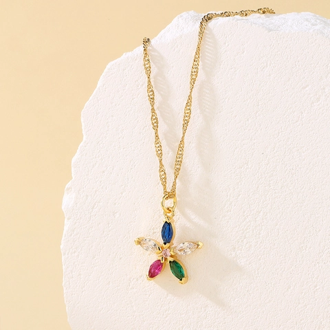 Copper 18K Gold Plated Pendant Necklace With Multi Color Zircon Heart Flower Geometric Light Luxury Jewelry For Women
