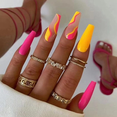 Lange Coffin Press On Nails Roze Geel Golfpatroon Glanzende Ballerina Kunstnagels Color Block Voor Dames