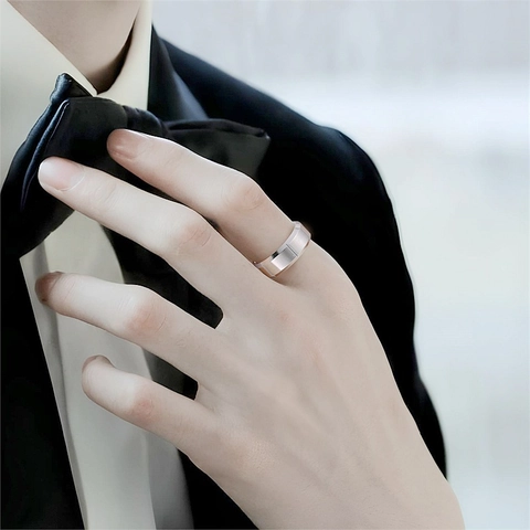 Herren Mode Titanstahl V-Nut Bandring Gebürstetes Finish Geometrischer Fingerring Für Paare Stilvolles Schmuckzubehör Geschenk
