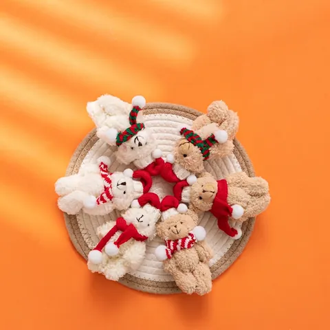 Ornamenti Appesi Di Natale Orsacchiotto Di Peluche Con Cappello Di Babbo Natale Sciarpa Di Maglia Decorazione Festiva Portachiavi
