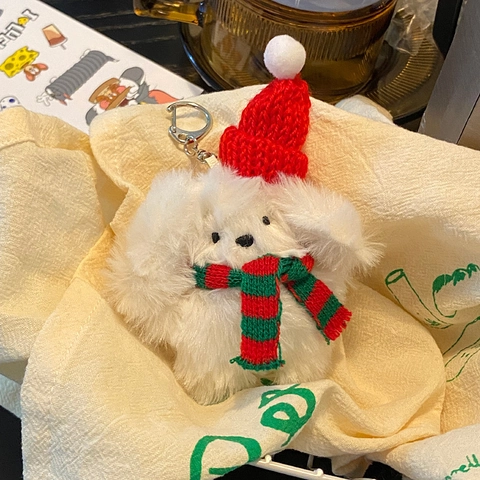 Portachiavi Cane Peluche Di Natale Simpatico Ciondolo Animale Bianco Soffice Con Cappello A Maglia Rosso E Sciarpa A Righe