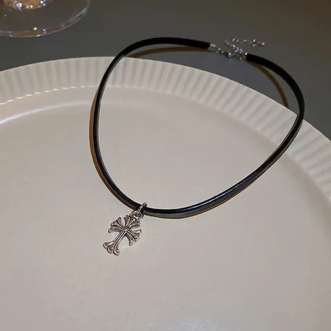 Gotische Choker Kette Mit Kreuzanhänger Kunstlederkordel Verstellbar Legierung Vintage Punk Stil Für Damen