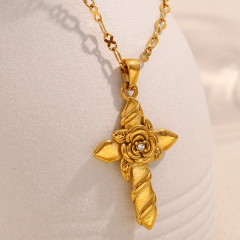 18K Gold Plated Stainless Steel Rose Flower Cross Pendant Necklace Elegant Fashion Rhinestone Jewelry For Women Gift