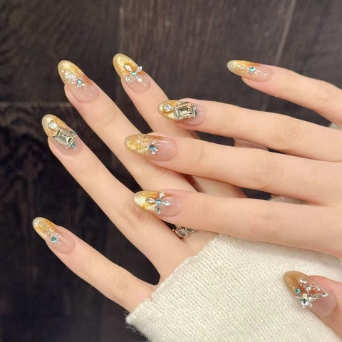 Lussuose Unghie Finte Occhio di Gatto Oro Con Decorazione Fiore Strass Zircone Eleganti Unghie Ovali Corte Fatte a Mano