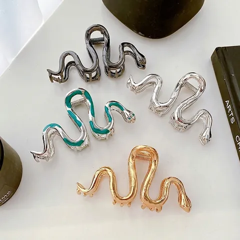 Pinza Para El Pelo Serpiente Aleación De Metal Grande Horquilla Tiburón Gótico Punk Tocado Para Mujeres Accesorios Elegantes