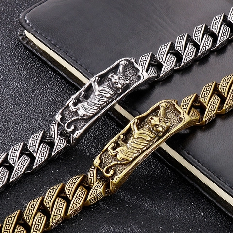 Men Tiger Relief Bracelet 316L Stainless Steel Greek Key Pattern Cuban Link Vintage Hip Hop Jewelry
