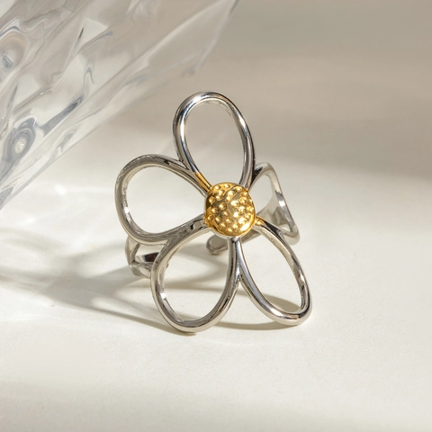 Vintage Stainless Steel Flower Adjustable Open Ring For Women Hollow Geometric Two Tone Electroplated Fashion Jewelry Everyday Accessory