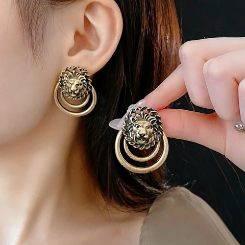 Vintage Lion Head Necklace Bracelet Earrings Relief Antique Gold Alloy Retro Elegant Luxury Ornament Jewelry For Women