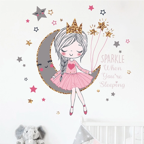 Adesivi Murali Ragazza Sulla Luna Cartone Animato PVC Stelle Scritte Per Cameretta Bambini Decorazione Rosa Oro