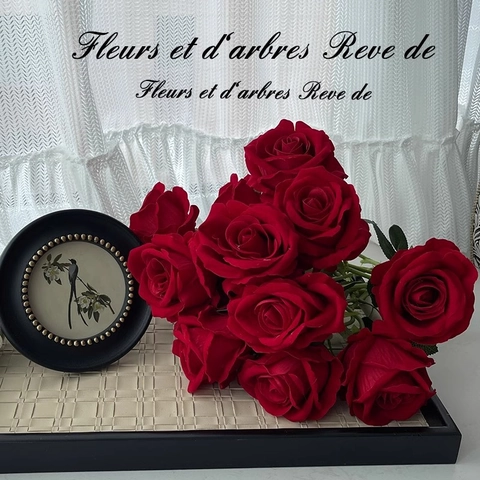 Red Velvet Artificial Roses With Black Ceramic Vase Faux Flower Arrangement For Home Desktop Wedding Decor French Style