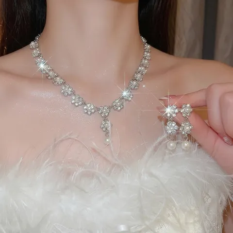 Elegante Collar Y Pendientes De Flor Con Imitación De Perla Artificial Y Poste De Plata Aleación Estrás Estilo Palacio Joyas De Lujo