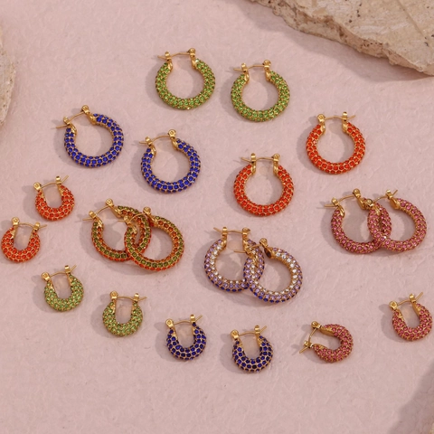 Boucles d'Oreilles Créoles Vintage en Acier Inoxydable Strass Multicolore pour Femmes Minimalistes Plaquées Or 18K