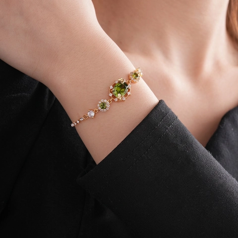 Women Adjustable Bracelet Green Zircon Butterfly Oval Geometric Copper Gold Plated Jewelry Light Luxury Fashion Elegant