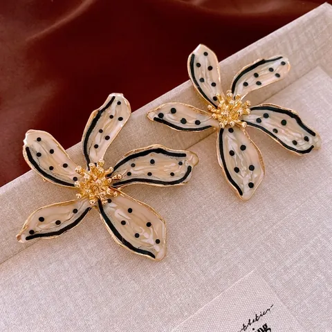Legierung Blumenohrringe Mit Silberstecker Polka Dot Tropföl Muster Retro Vintage Schmuck Für Damen