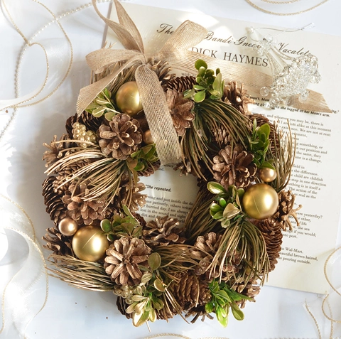 Christmas Wreath Retro Gold Pine Cones Artificial Green Leaves Burlap Bow Hanging Ornament Holiday Festive Home Decor