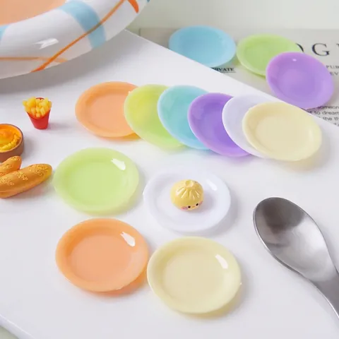 Assiettes De Dîner De Simulation Miniature Accessoires De Cuisine De Maison De Poupée En Plastique ABS Coloré Décoration De Vaisselle Ronde