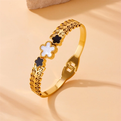 Gold Plated Stainless Steel Open Bangle Black White Five Petal Flower Wheat Ear Pattern Vintage Elegant Women Jewelry