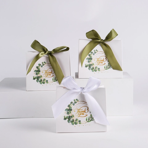 Wedding Gift Box Eucalyptus Leaf Floral Thank You Paper Party Favor Bag Ribbon Handle Elegant Minimalist Handbag