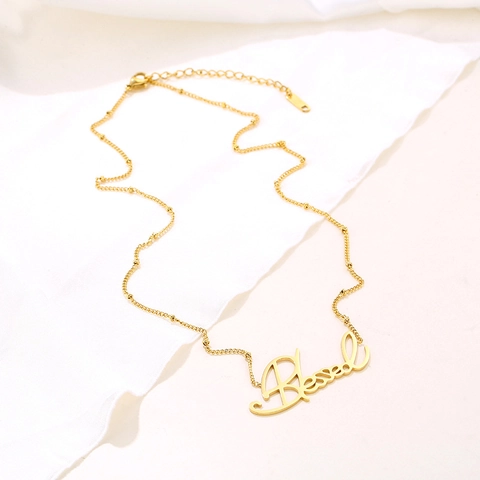 Collier Pendentif Lettre Blessed Plaqué Or Acier Inoxydable Chaîne Satellite Femmes Bijoux Élégants Minimalistes